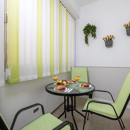 Apartment City Flower Рієка Екстер'єр фото